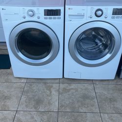 Lavadora Y Secadora LG En Buen Estado. Negocio Particular