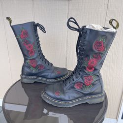 Pre- Owned Women Dr Martens 1914 Vonda Floral Rose Leather Lace Up Boot Size 6