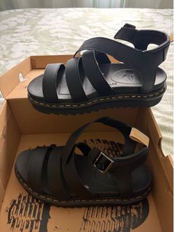 DR MARTENS BLAIRE SANDALS