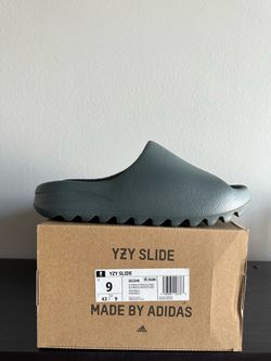 Yeezy Slide Slate - 9 M