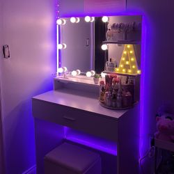 Makeup Vanity 