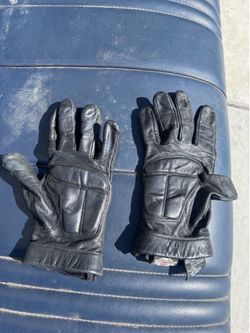 Harley Davidson riding gloves.