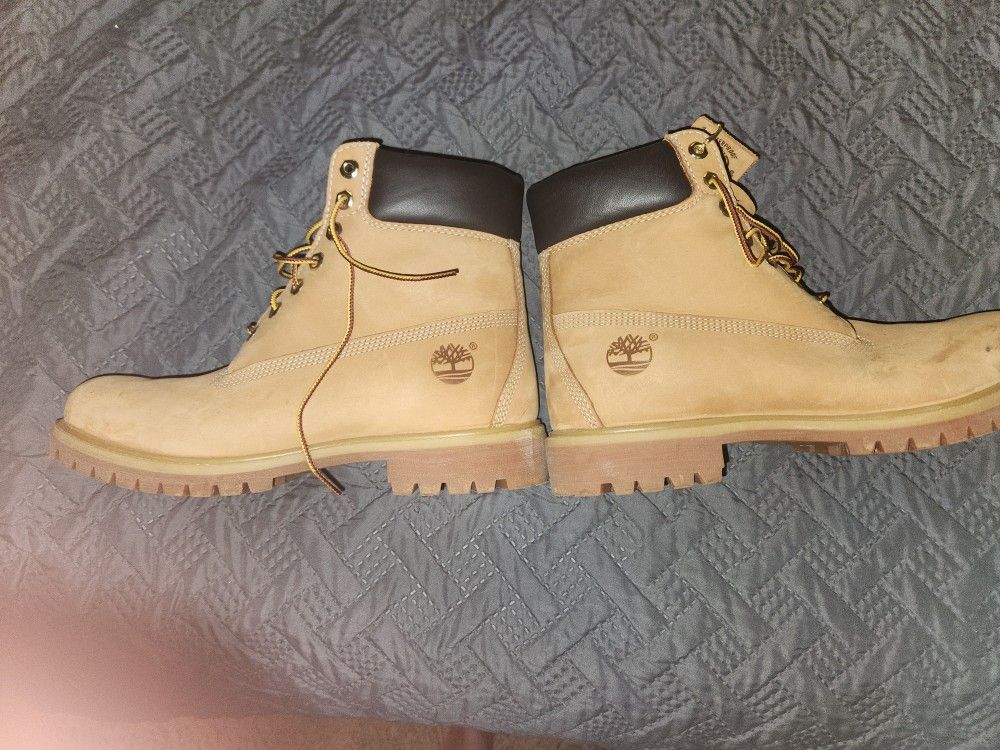 Timberland Boots 10 Like New