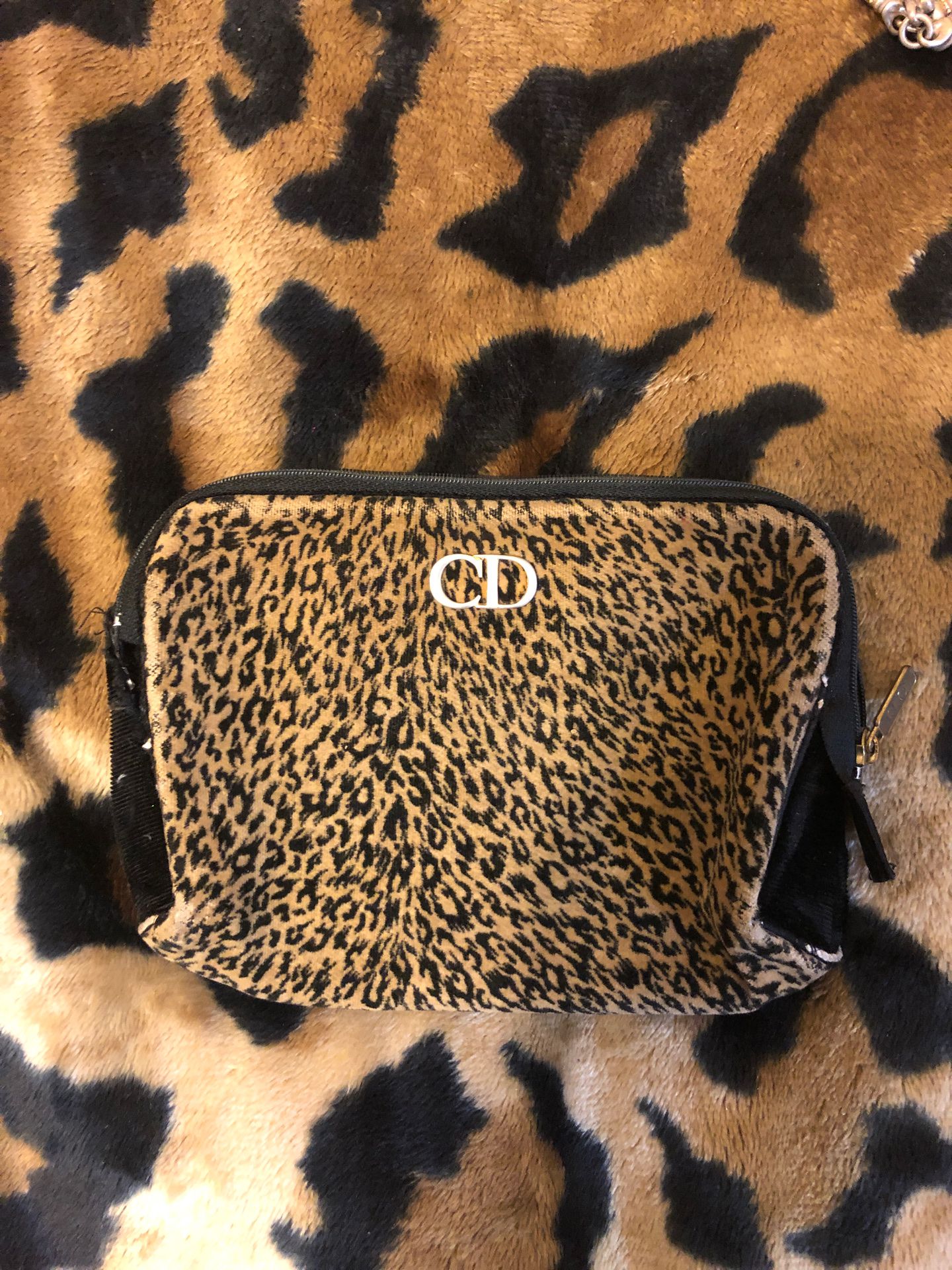 Extremely Well Used Christian Dior Cheetah or Jaguar 🐆 Print Makeup 💄 Case.