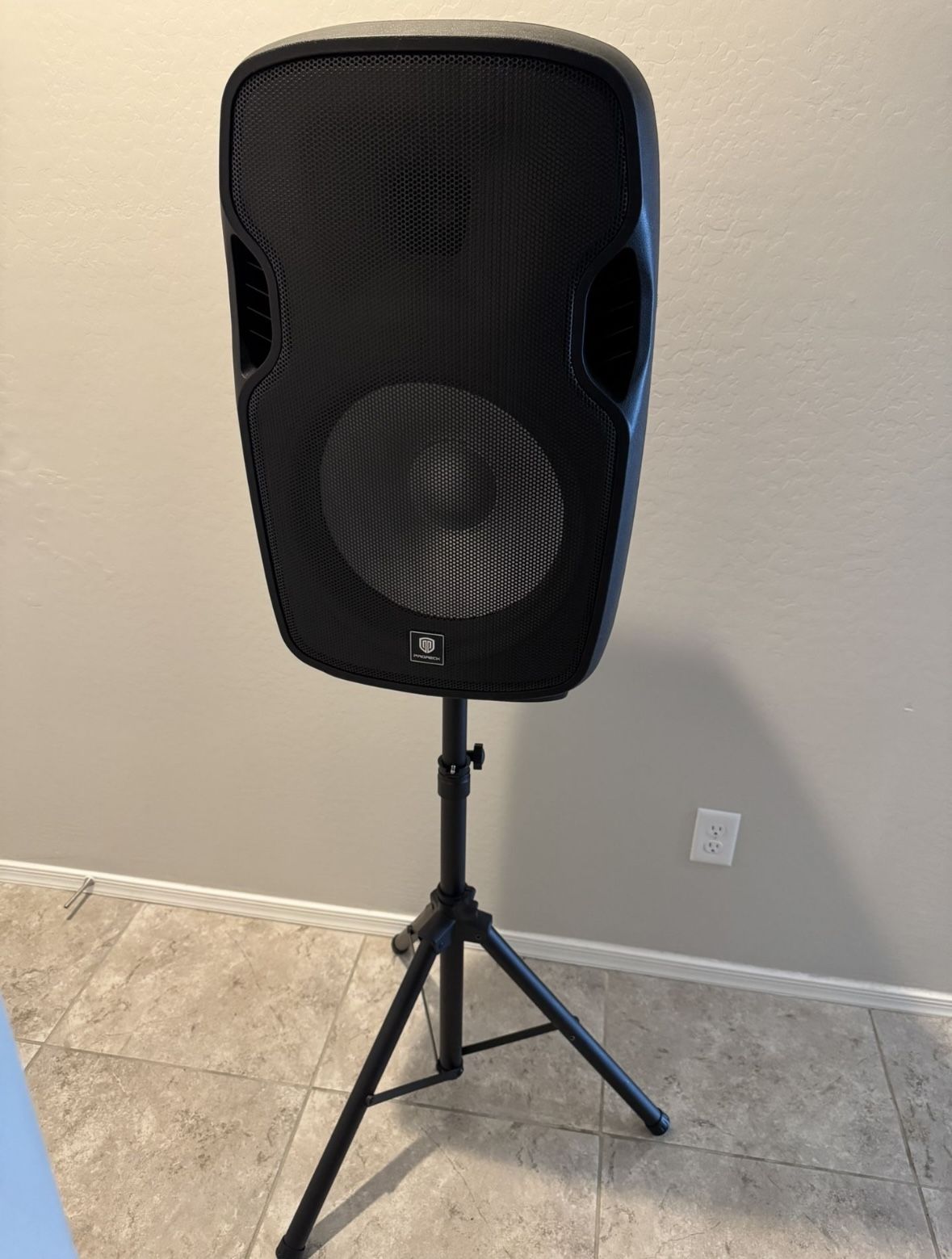 PRORECK Titan 15A 600W 15inch LED Powered Bluetooth PA Speaker with Height Adjustable Stand, Remote Control and Mic, TWS Stereo Pairing