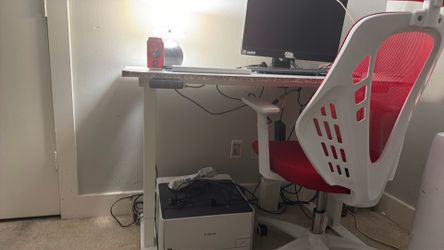 Desk up and down
