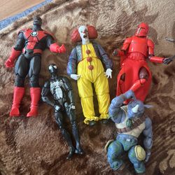 Action Figures 