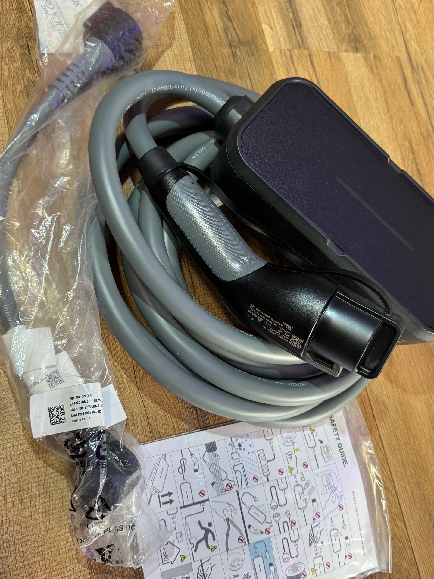 BMW XM ,Mini Cooper Flexible Fast charger W/ 5-15 10A