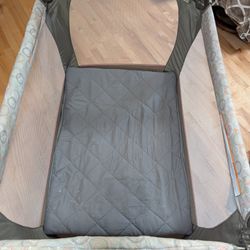 Graco Pack Play Porta Crub
