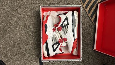 Fire Red 4's (2020)