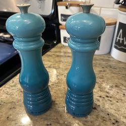 Le Creuset - Classic Salt & Pepper - Blue