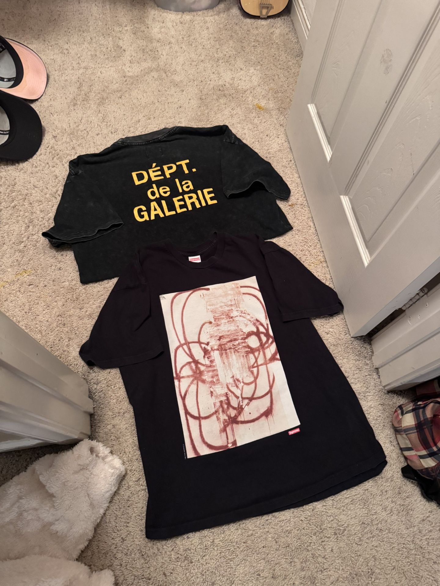 Supreme Bloody Canvas Tee Size XL. Gallery Dept. “Dept De La Galerie” Size L