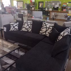 Huge Black Sectional With Pillows 