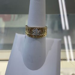 14 K Gold Ring 