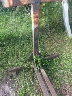 Outboard engine stand, heavy duty adjustable