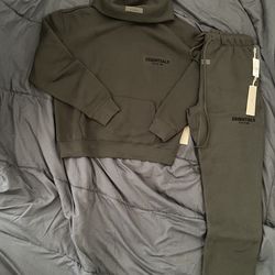 Essentials Stretch Limo Black Hoodie/Sweats