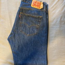 501 Levi’s 35x30