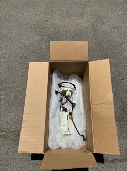 **USED** Fuel pump