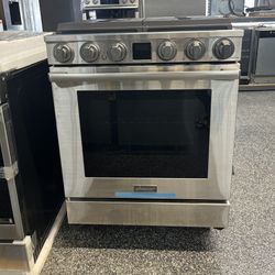 Dacor Stainless Steel 30” Freestanding Gas Range 