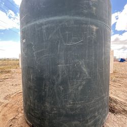 3,000 Gallon Water Tank