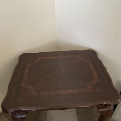 Set Of 2 End Tables