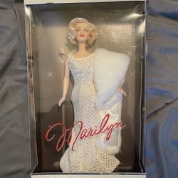 Barbie Marilyn Monroe Celebrity Collector Edition Doll Timeless Treasures 2001