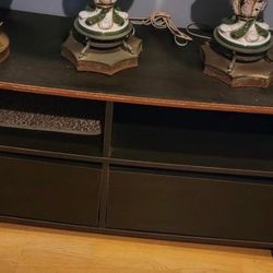 Black tv console