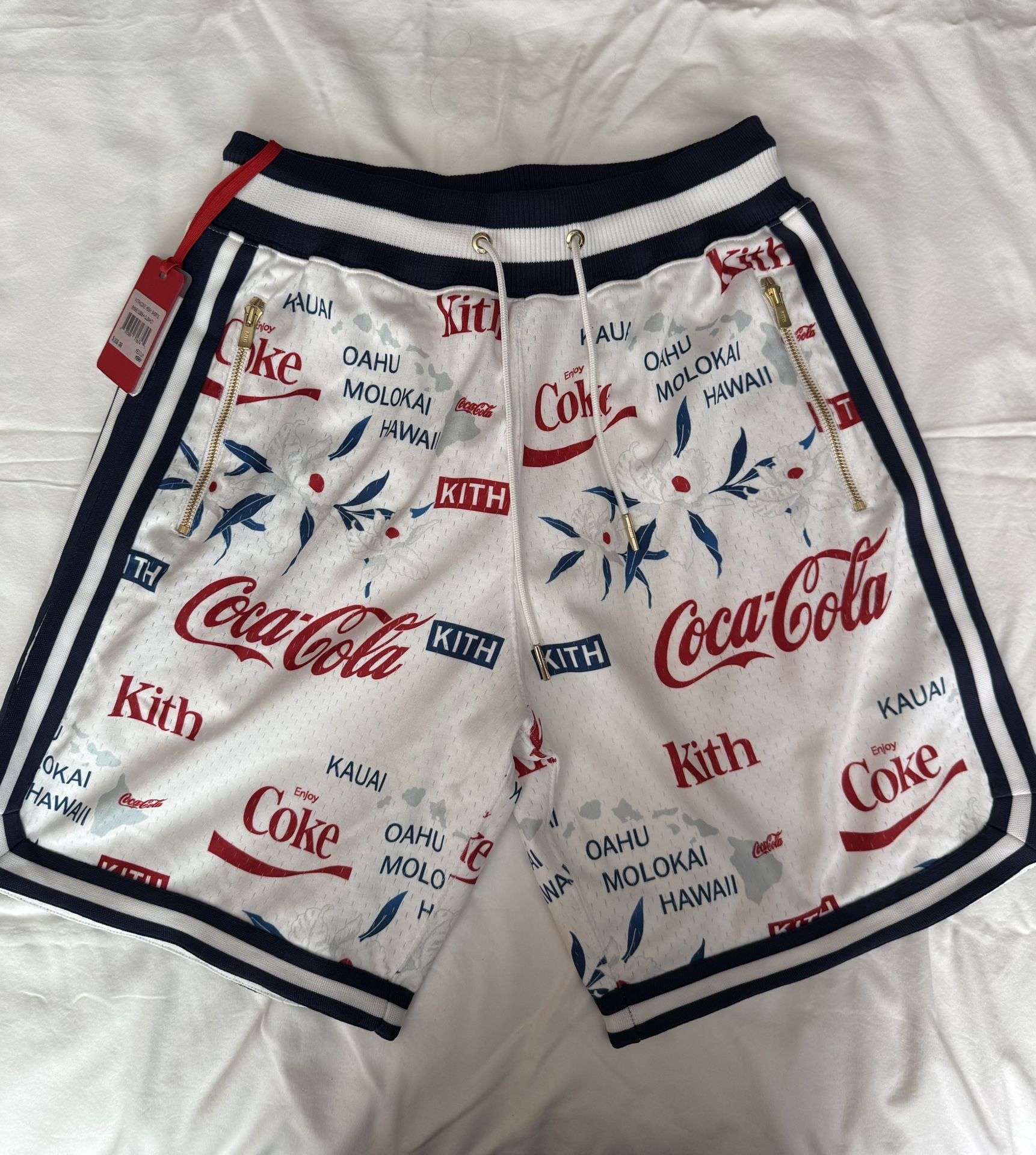 Kith x Coca Cola x Mitchell & Ness Hardwood Classics Hawaii Shorts NWT - Med