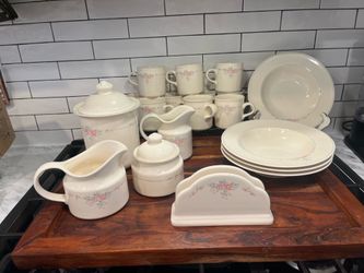 Pfaltzgraff Trousseau Pink Floral 19 Piece Set