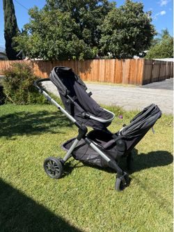 Used Evenflo Pivot Xpand Double Stroller