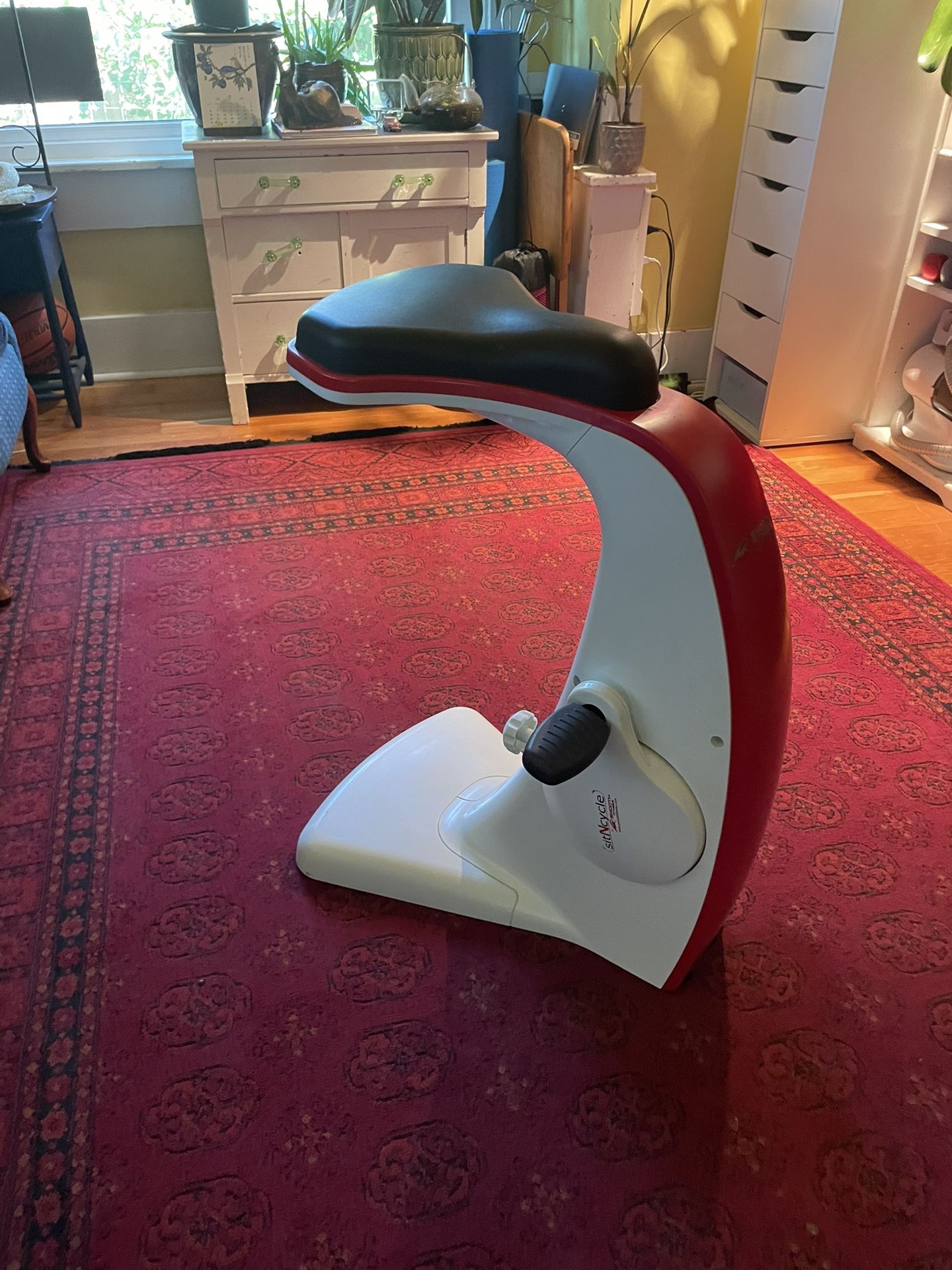 Sit n’cycle - Compact Hands Free Stationary Exercise Bike