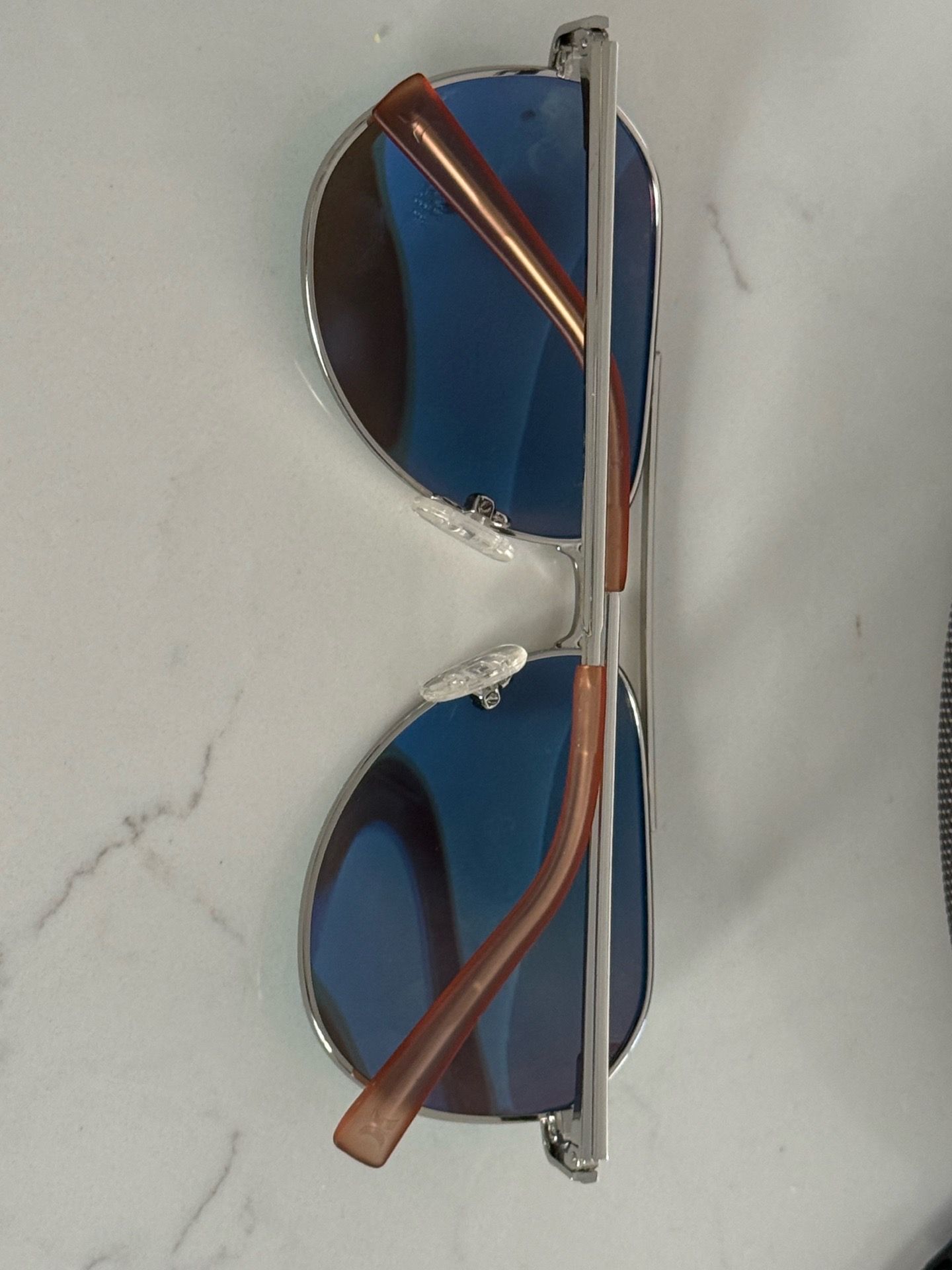 Hurley 60mm Polarized Round Sunglasses W/Hard Case Men Women  display picture 1