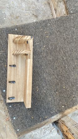 Guitar hanger