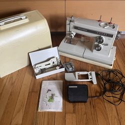 Vintage Kenmore Sewing Machine Model 1660