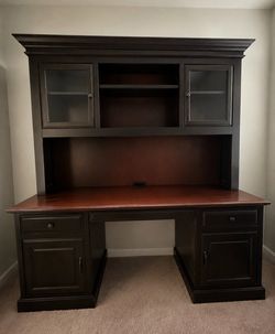 Desk with drawers And Hutch