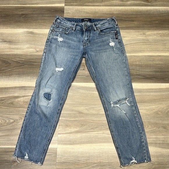 Silver jeans Suki ankle capris size 28
