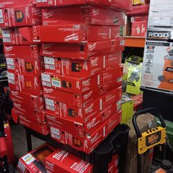 Milwaukee M12 Jacket and Hoodie,  Various Models and Sizes.  Kit Each. 