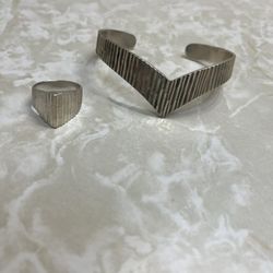 Silver Ring And Bracelet 