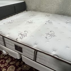 Lovely KING 🩵🌟MATTRESS 🌟🩵AND BOX 🌟🩵SPRING 