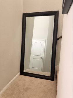 Mirror floor