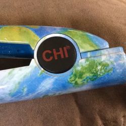 CHI Flatiron Or Straightening Iron.  High Quality  Hair Product Brand.  $25