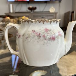 Vintage Victoria Carlsbad Teapot 