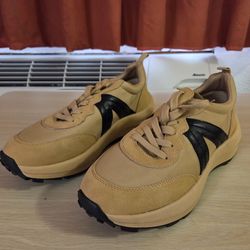 MIA Womens Low Top  Sneaker Size 10