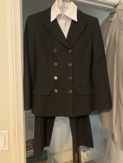 Ann Klein 3 Pc $25.00. Chino, Ca