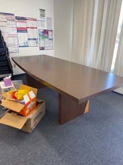Free conference table