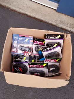 Variety Pack (unopened) Electronic Connectors Video, Stereo, DVD & TV.