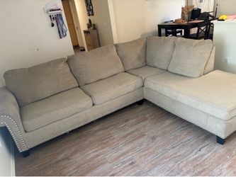 Couch sectional