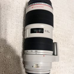 Canon EF F/ 2.8 70-200mm IS II