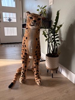 Melissa & Doug large cheetah