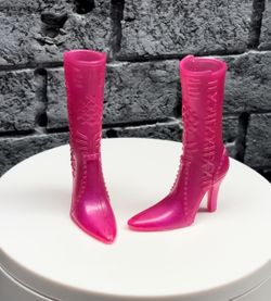 GENIE MAGIC MEYGAN Boots for Bratz Dolls metallic cream, pink
